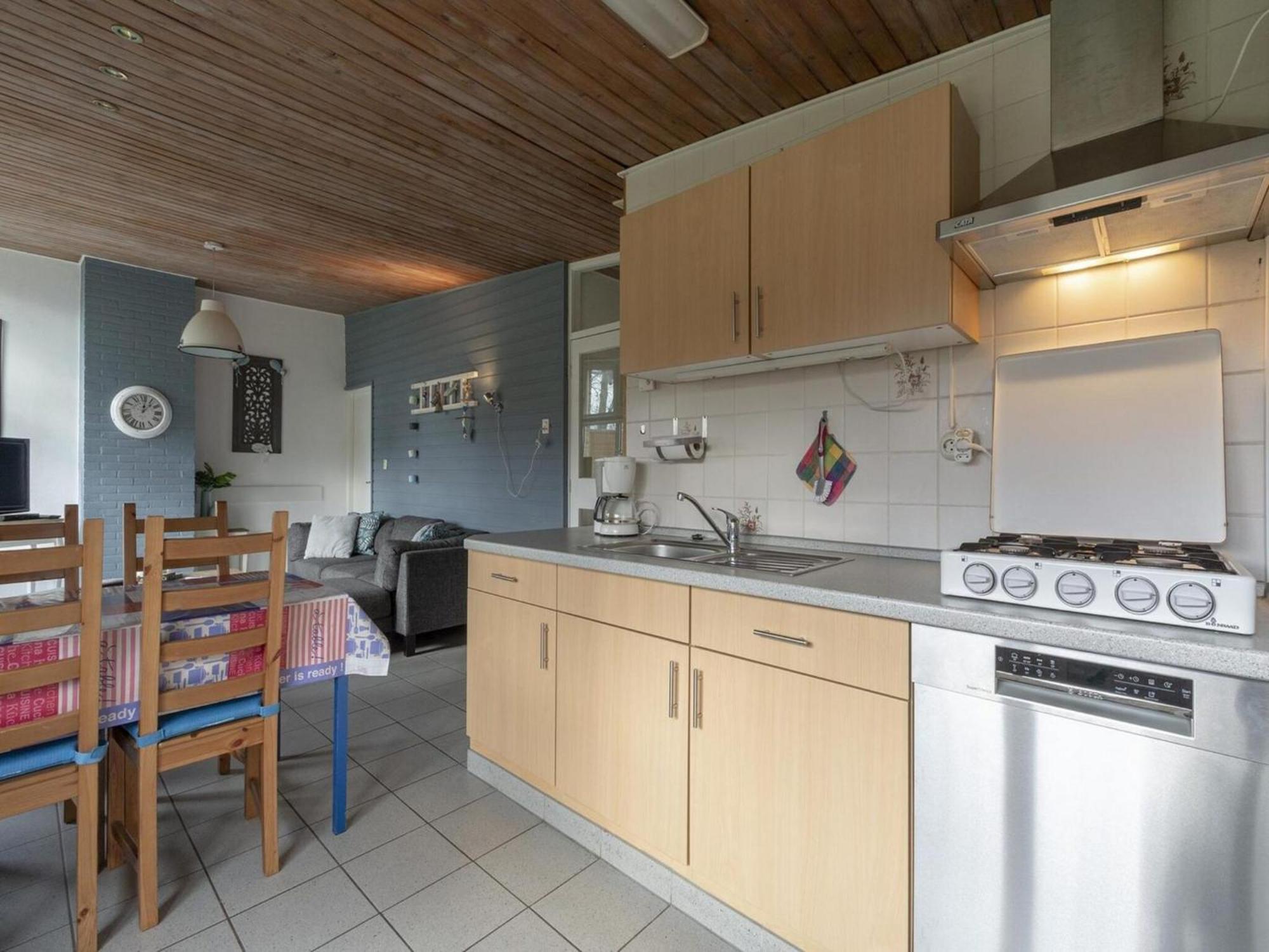 Stylish Beachside Bungalow With Patio Sint Maartensvlotbrug Eksteriør bilde
